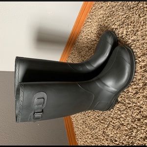 Kamik Olivia black rain boots